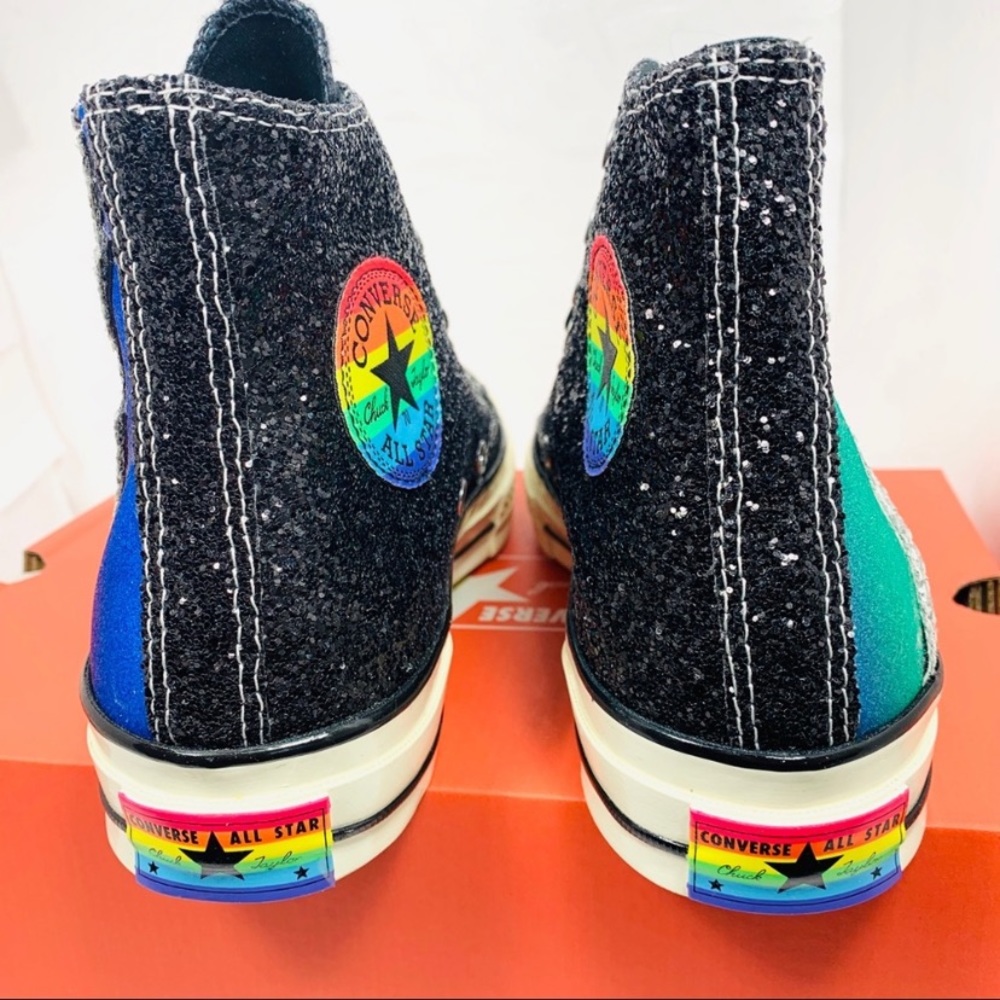 Converse Chuck Taylor HI TOP PRIDE SNEAKER🌈 - Picture 4 of 8
